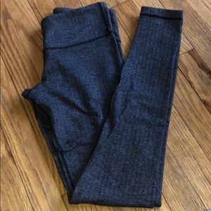 Black and white lululemon pants